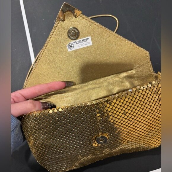 Vintage 802 Gold Metallic Mesh Purse Crossbody Envelope Evening Club Disco - Picture 6 of 10